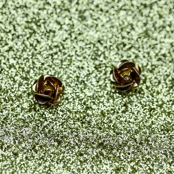 Golden Rose. - Picture 2 of 3